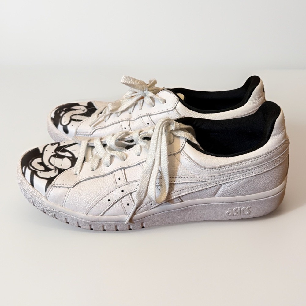 Asics Disney Mickey Mouse 90 Years Shoes Size 10.5 Men Steamboat Willie